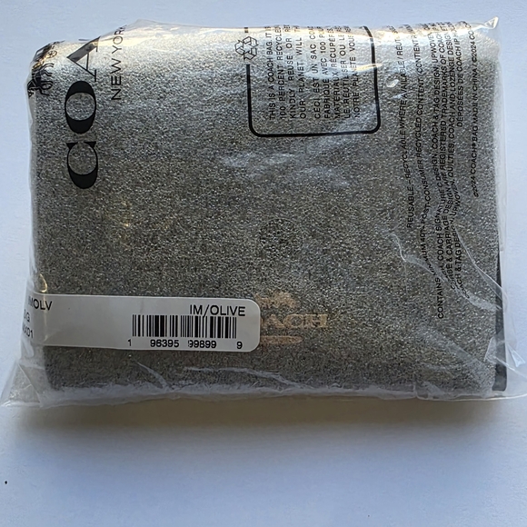 Coach Mini Skinny Id Case In Signature Canvas NWT Authentic - Picture 3 of 3